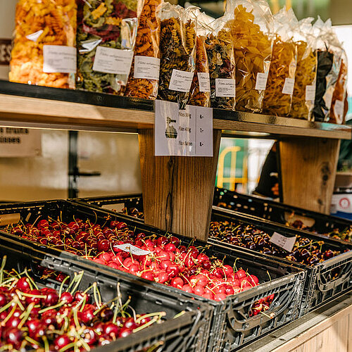 © Ville d'Yverdon-les-Bains / Marion Correvon pour les photos du marché alimentaire