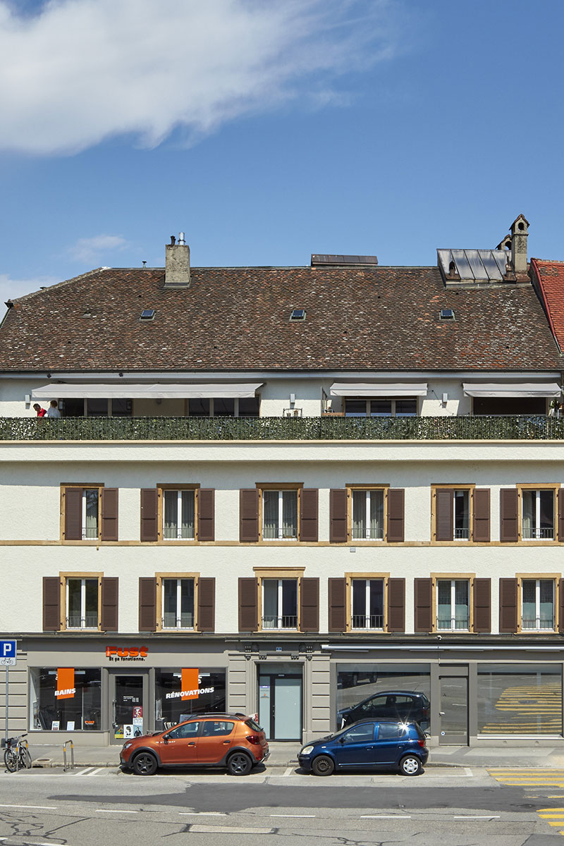 21 MAISON AUX COLONNES, RUE DE LA PLAINE 5